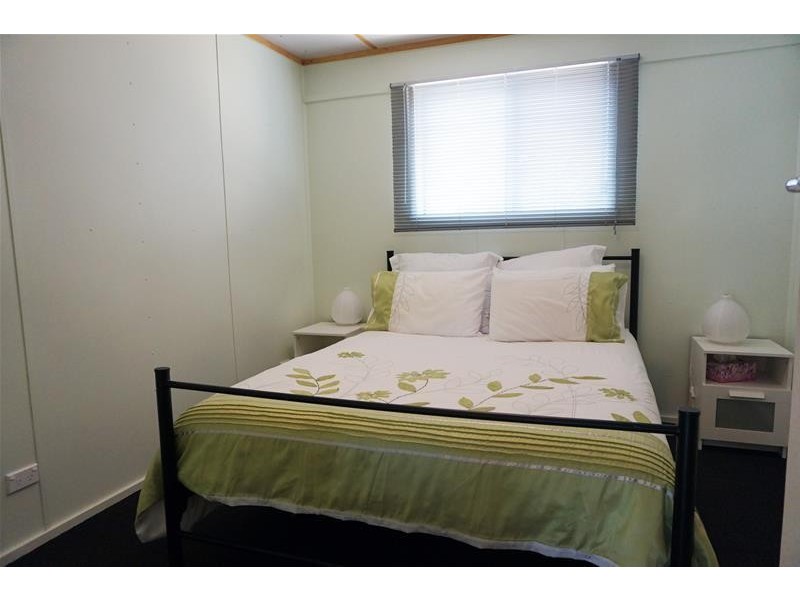 36 Campbell Street, Loch Sport VIC 3851