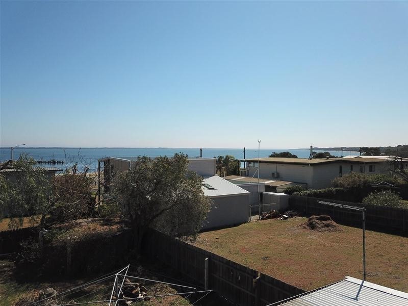 3 Fisher Parade, Loch Sport VIC 3851