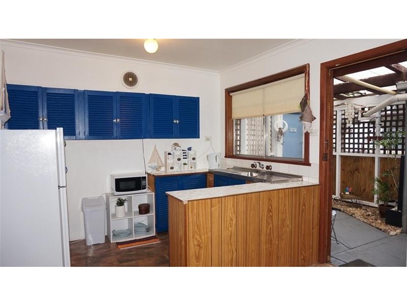 10 Cliff Street, Loch Sport VIC 3851