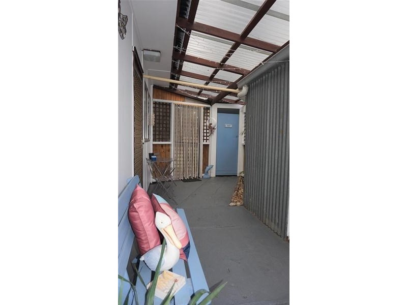 10 Cliff Street, Loch Sport VIC 3851