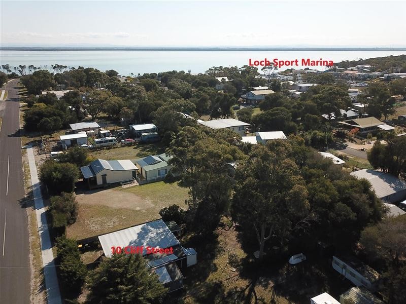 10 Cliff Street, Loch Sport VIC 3851