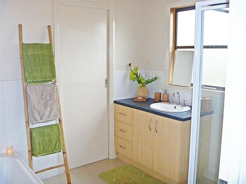 147 National Park Road, Loch Sport VIC 3851