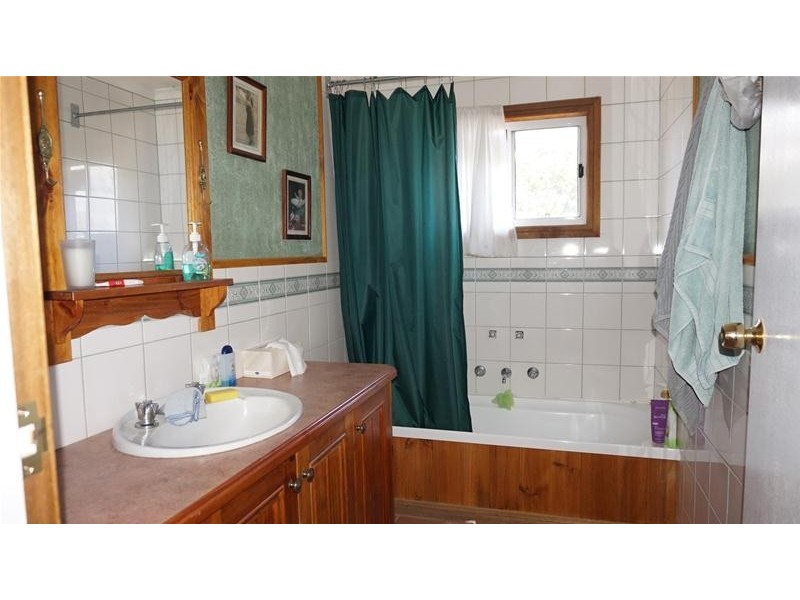 20 Banksia Street, Loch Sport VIC 3851