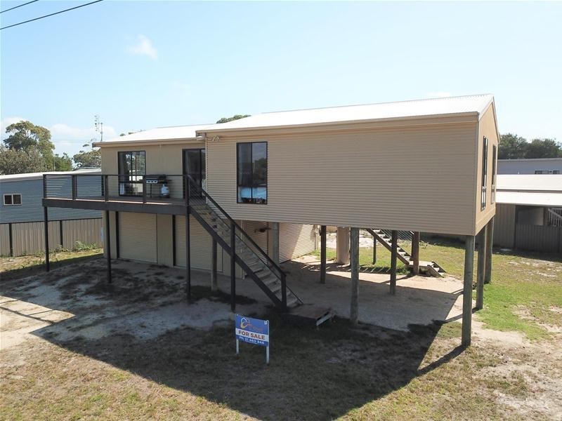 1 Sanctuary Road, Loch Sport VIC 3851