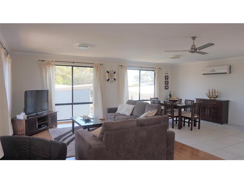 1 Sanctuary Road, Loch Sport VIC 3851