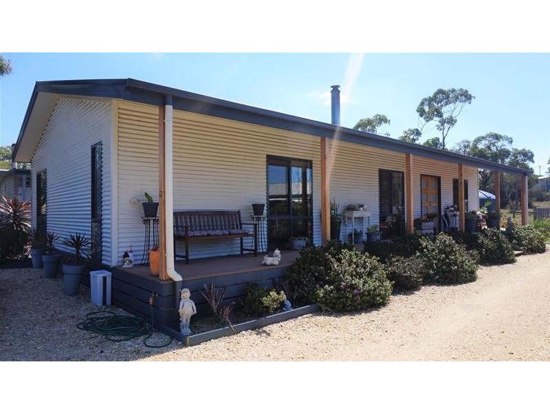 43 Echidna Street, Loch Sport VIC 3851