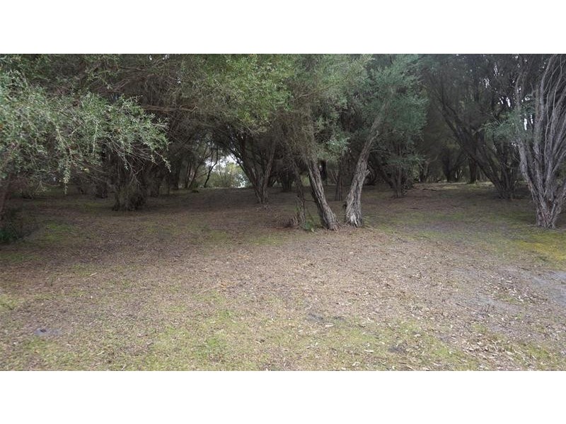 35 Christopher Court, Loch Sport VIC 3851