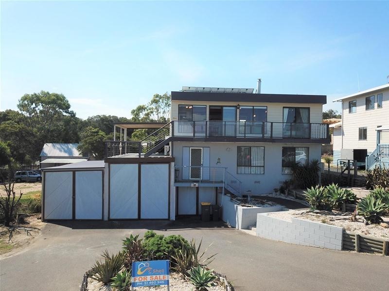 32 Marina Drive, Loch Sport VIC 3851