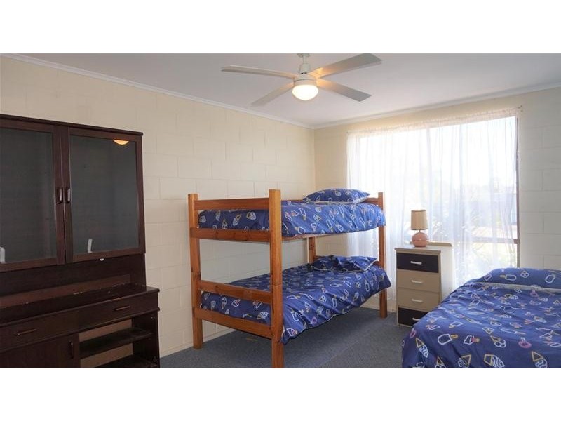 32 Marina Drive, Loch Sport VIC 3851