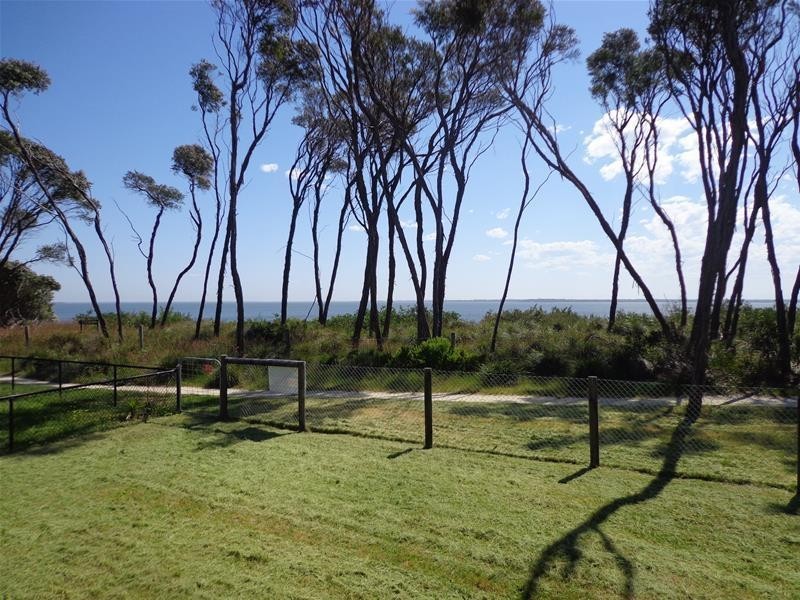 16 Le Grand Court, Loch Sport VIC 3851