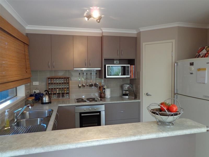 37 Caldwell Street, Loch Sport VIC 3851