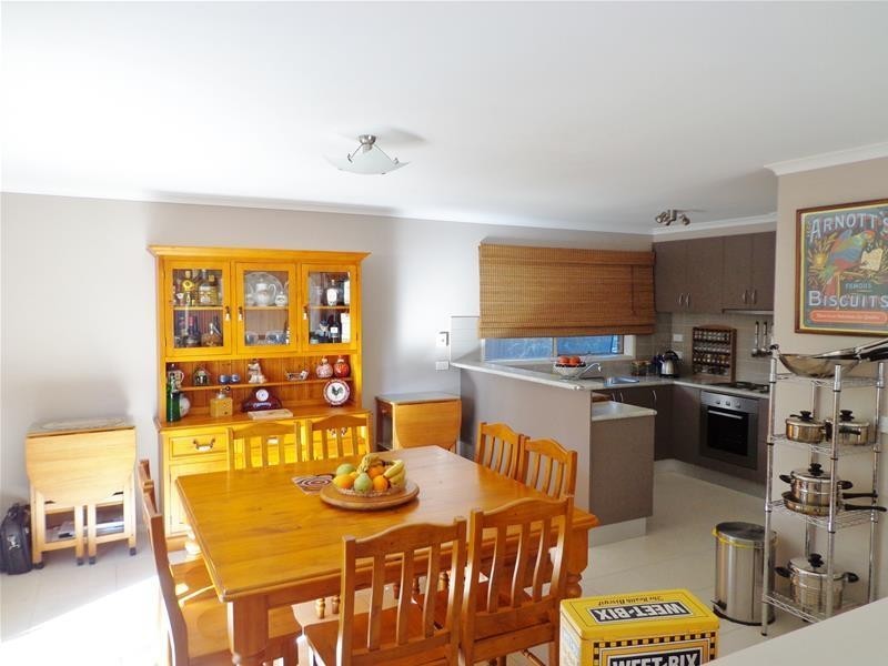 37 Caldwell Street, Loch Sport VIC 3851