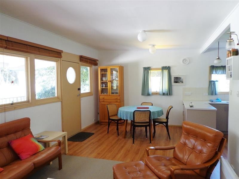 6 Bluff Drive, Loch Sport VIC 3851