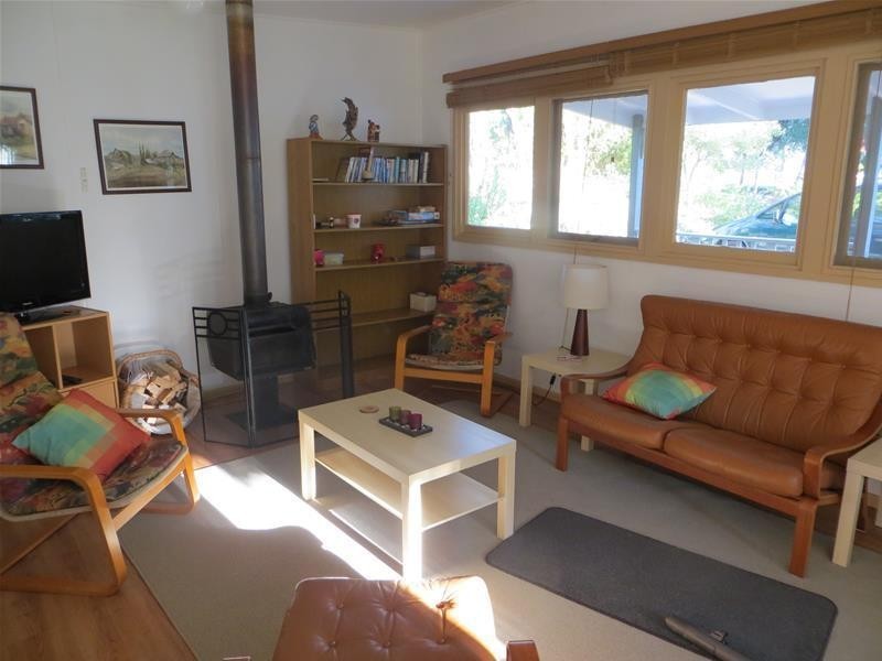 6 Bluff Drive, Loch Sport VIC 3851