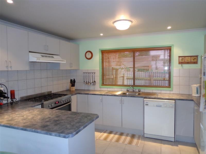 52 National Park Road, Loch Sport VIC 3851