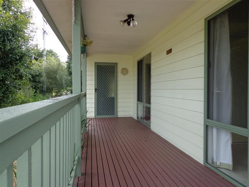 52 National Park Road, Loch Sport VIC 3851