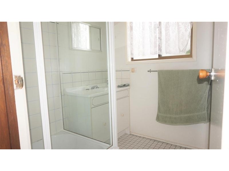 37 Wattle Grove, Loch Sport VIC 3851