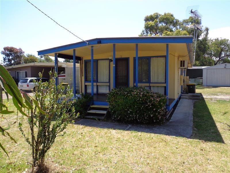 31 Caldwell Street, Loch Sport VIC 3851