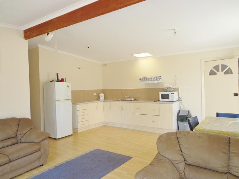 8 Anthony Court, Loch Sport VIC 3851