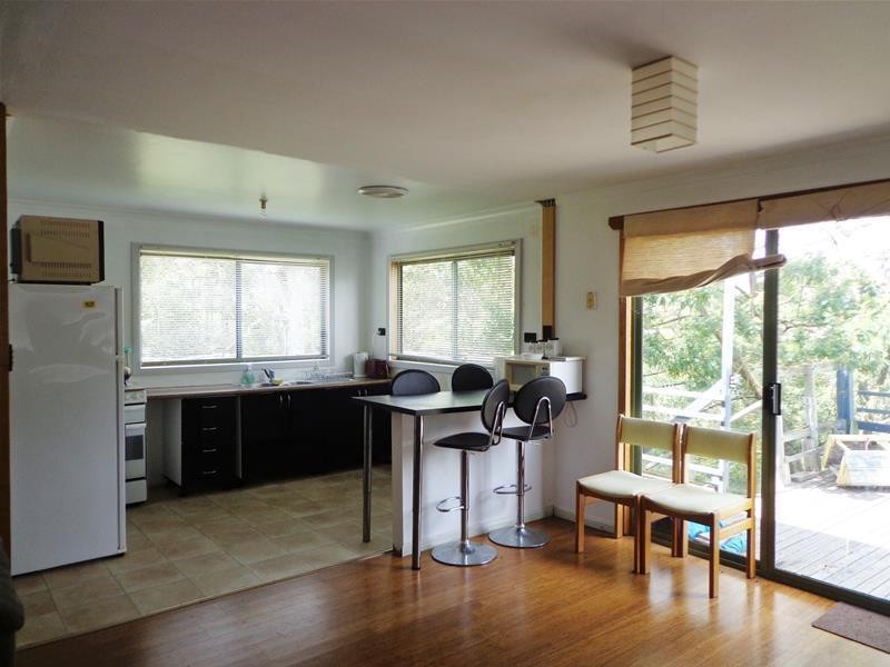 11 Christopher Court, Loch Sport VIC 3851