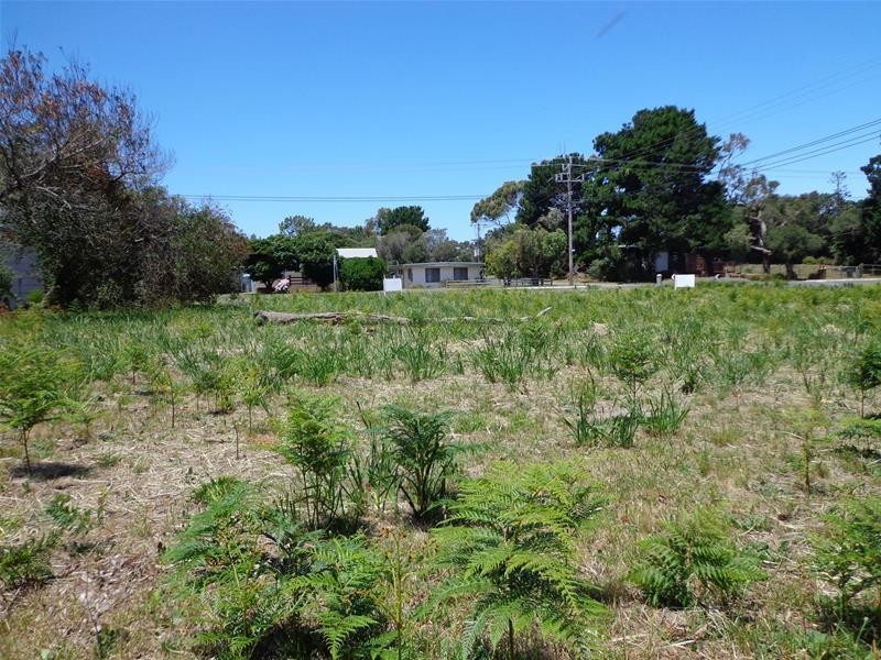 45 National Park Road, Loch Sport VIC 3851