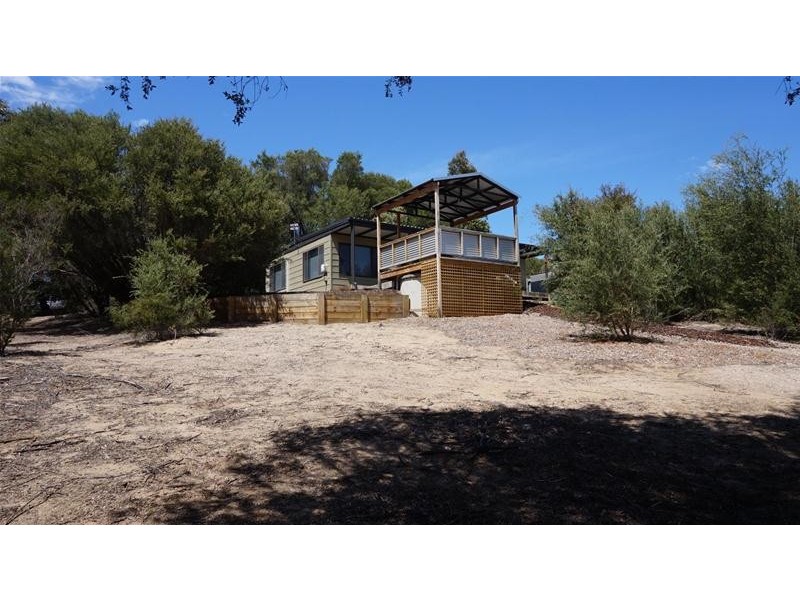 316 – 318 National Park Road, Loch Sport VIC 3851