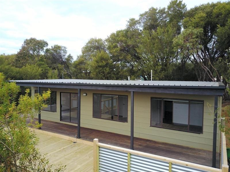 316 – 318 National Park Road, Loch Sport VIC 3851