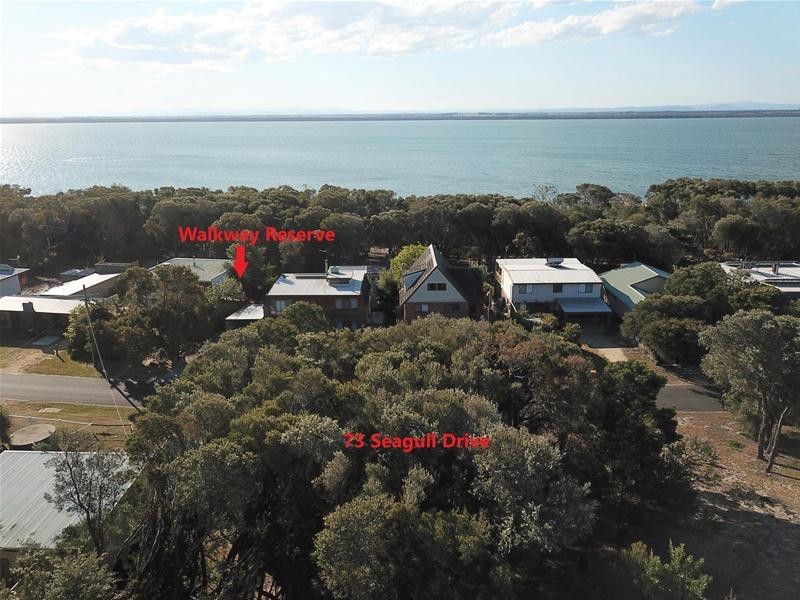 73 Seagull Drive, Loch Sport VIC 3851