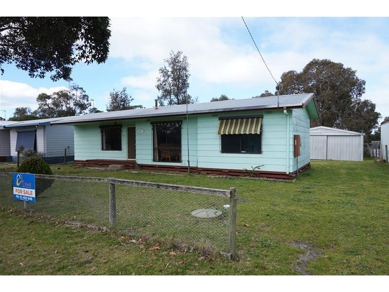 26 Campbell Street, Loch Sport VIC 3851