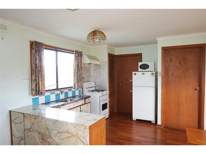 26 Campbell Street, Loch Sport VIC 3851