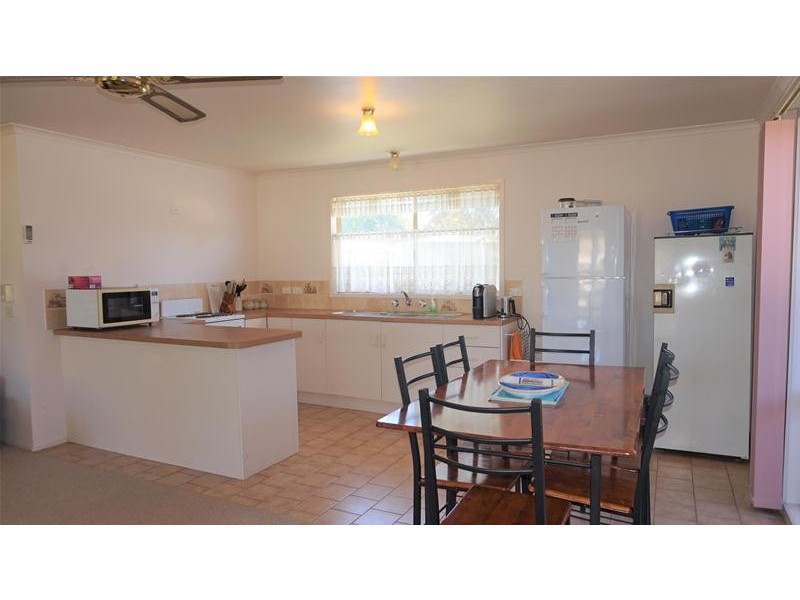 48 Fisher Parade, Loch Sport VIC 3851