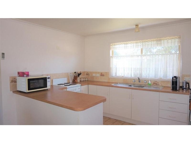 48 Fisher Parade, Loch Sport VIC 3851