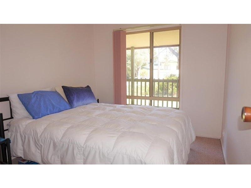 48 Fisher Parade, Loch Sport VIC 3851