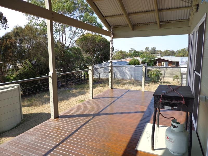 41 Fisher Parade, Loch Sport VIC 3851