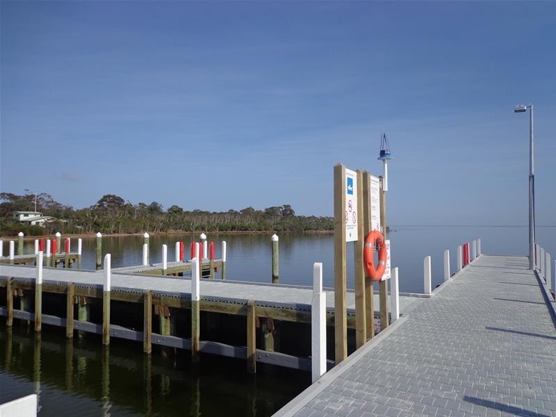 41 Fisher Parade, Loch Sport VIC 3851