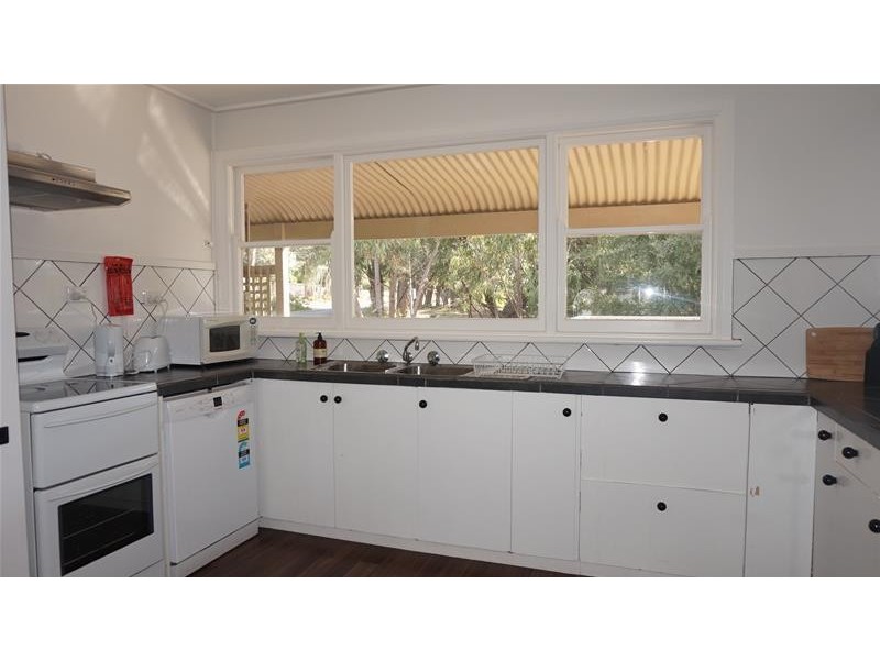 23 Goodlett Avenue, Loch Sport VIC 3851