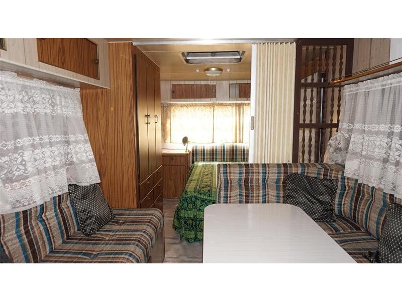 49 Loch Sport Caravan Park, Loch Sport VIC 3851