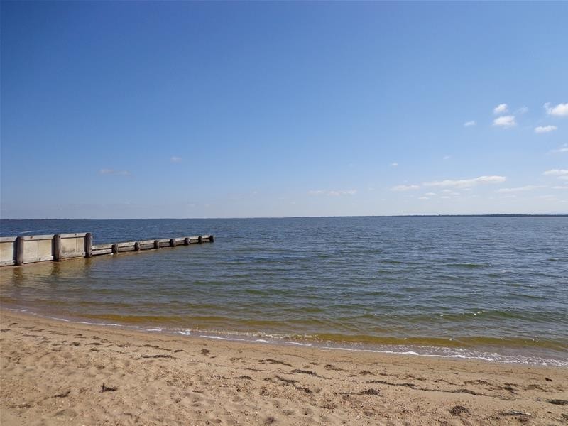 27 Cove Street, Loch Sport VIC 3851