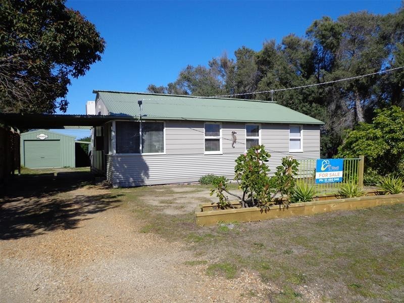 26 Wattle Grove, Loch Sport VIC 3851