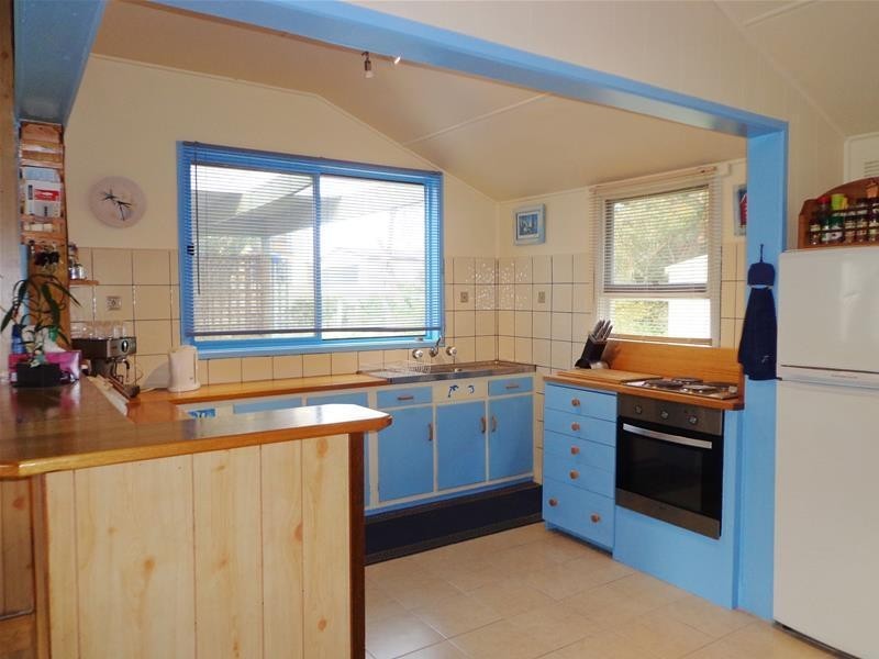 26 Wattle Grove, Loch Sport VIC 3851