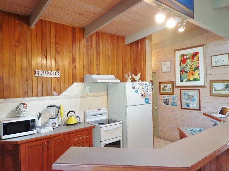 111 Wallaby Street, Loch Sport VIC 3851