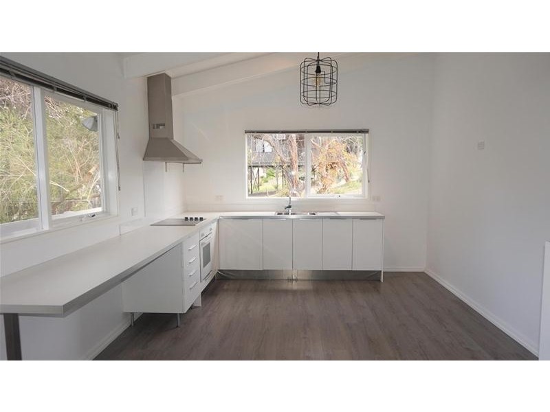 34 Pelican Street, Loch Sport VIC 3851