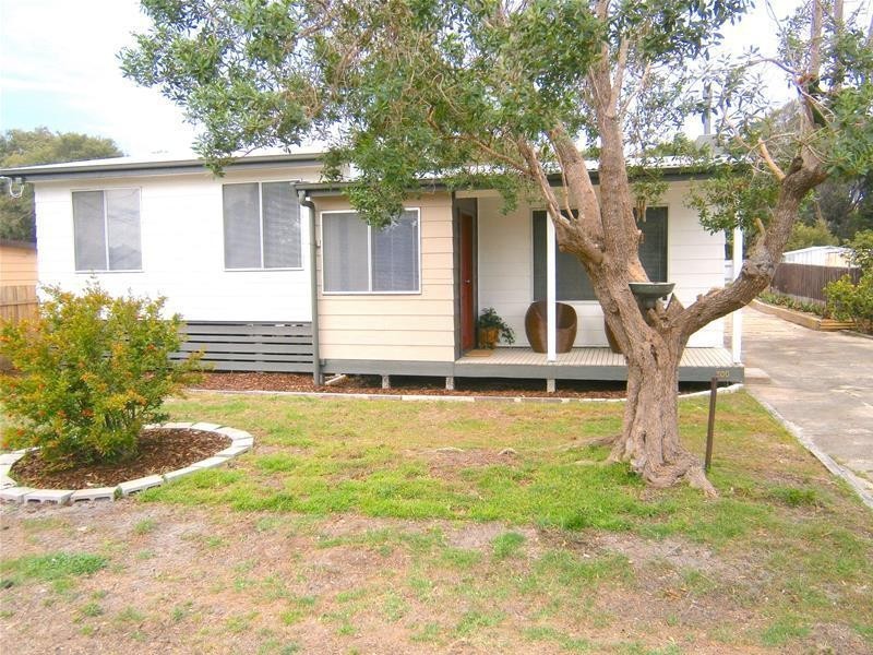 300 National Park Road, Loch Sport VIC 3851