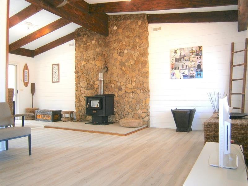 300 National Park Road, Loch Sport VIC 3851