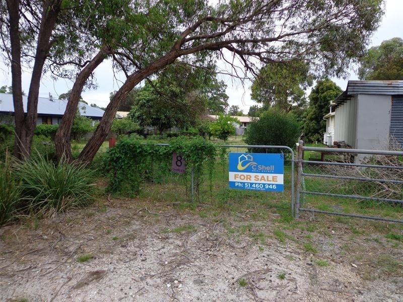 8 Charles Street, Loch Sport VIC 3851