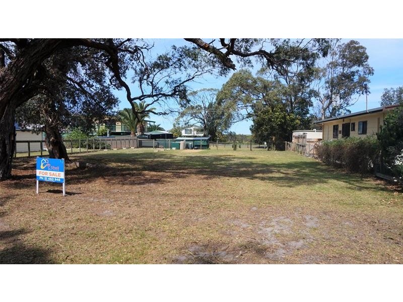 32 Campbell Street, Loch Sport VIC 3851