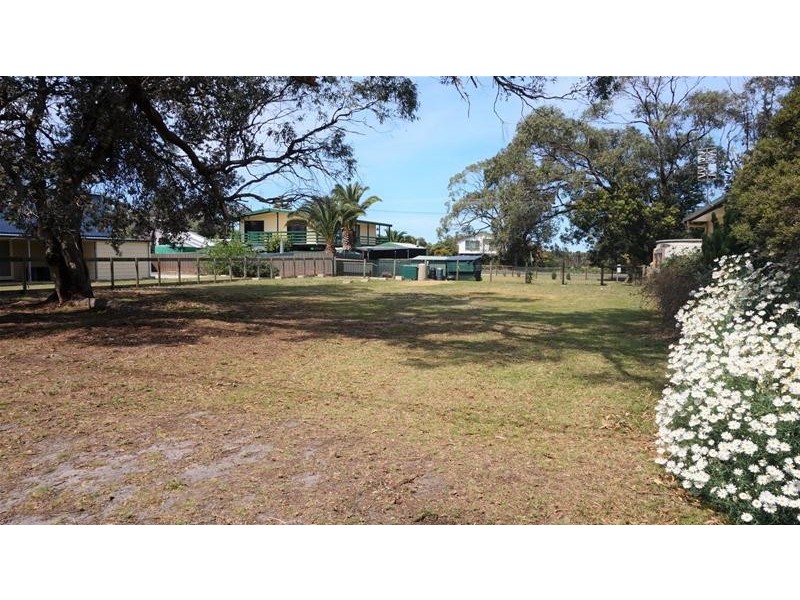 32 Campbell Street, Loch Sport VIC 3851