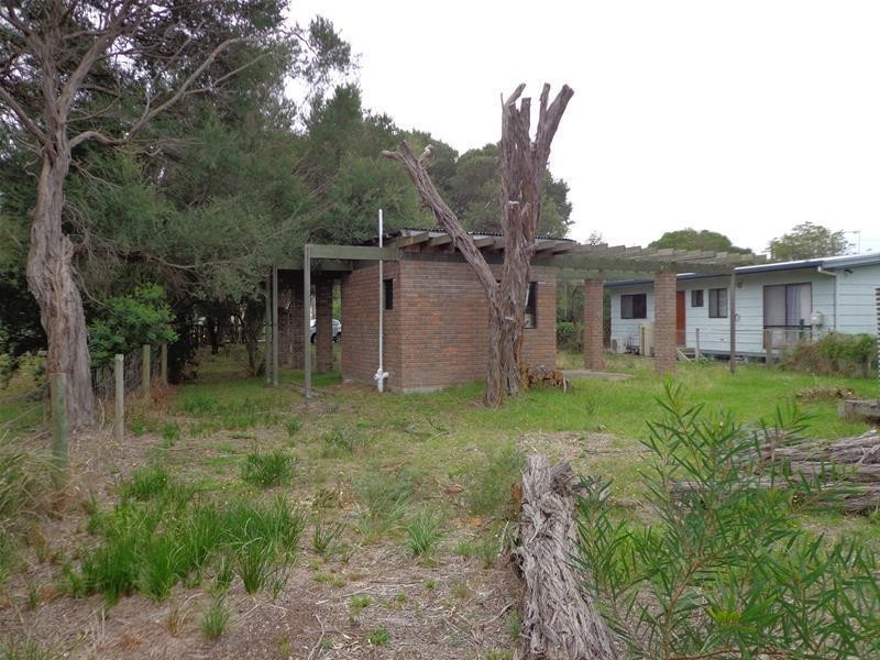 106 Sanctuary Road, Loch Sport VIC 3851
