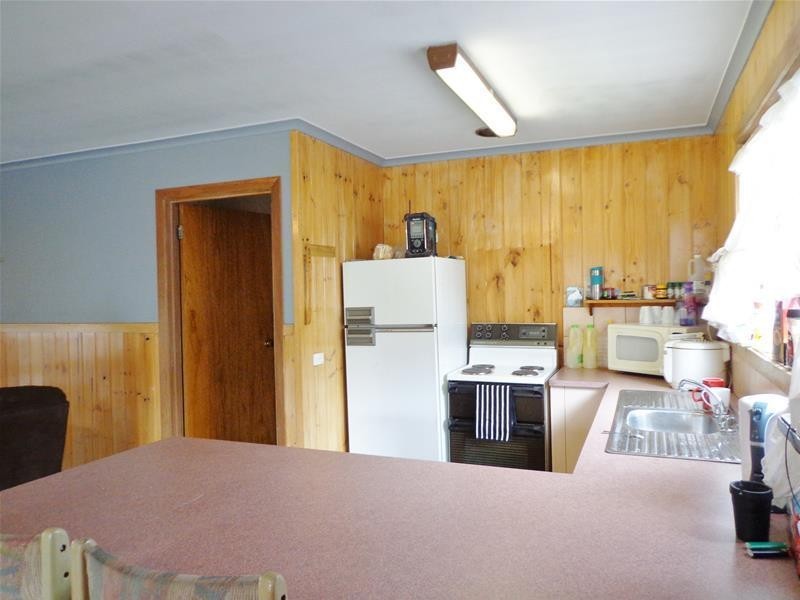 1 Cove Street, Loch Sport VIC 3851