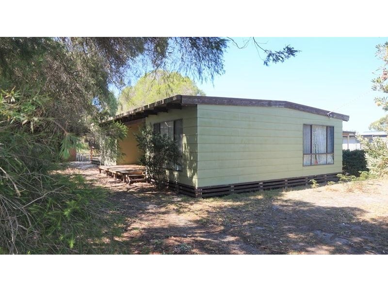 37 Echidna Street, Loch Sport VIC 3851